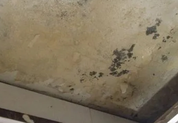 宁河阳台漏水维修公司分享下宁河卫生间渗水维修需要注意哪些问题。
